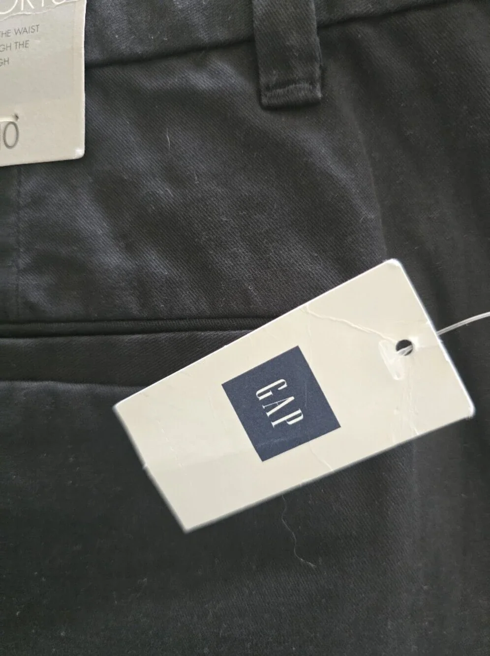 NWT! GAP Black Scallop-Hem Chino Short Shorts